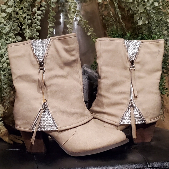 Vanity Shoes - Vanity Women's Boots